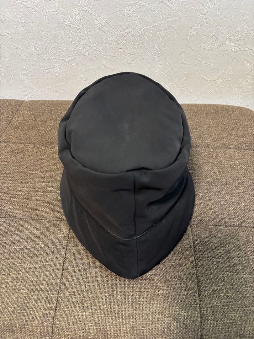 【美品】LOEWE 黒 パファーナイロンバケットハット　ロエベ　バケハ　60