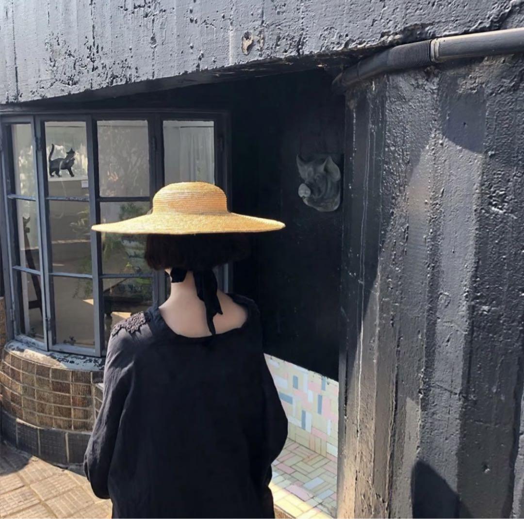 マ*メ様 sugri ストロー製 麦わら帽子 黒いリボン付き