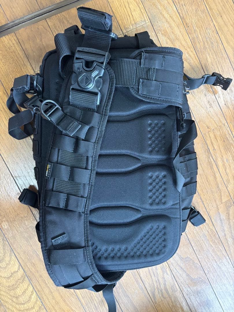 【最安値】HAZARD4 Sidewinder スリングバッグ　ブラック