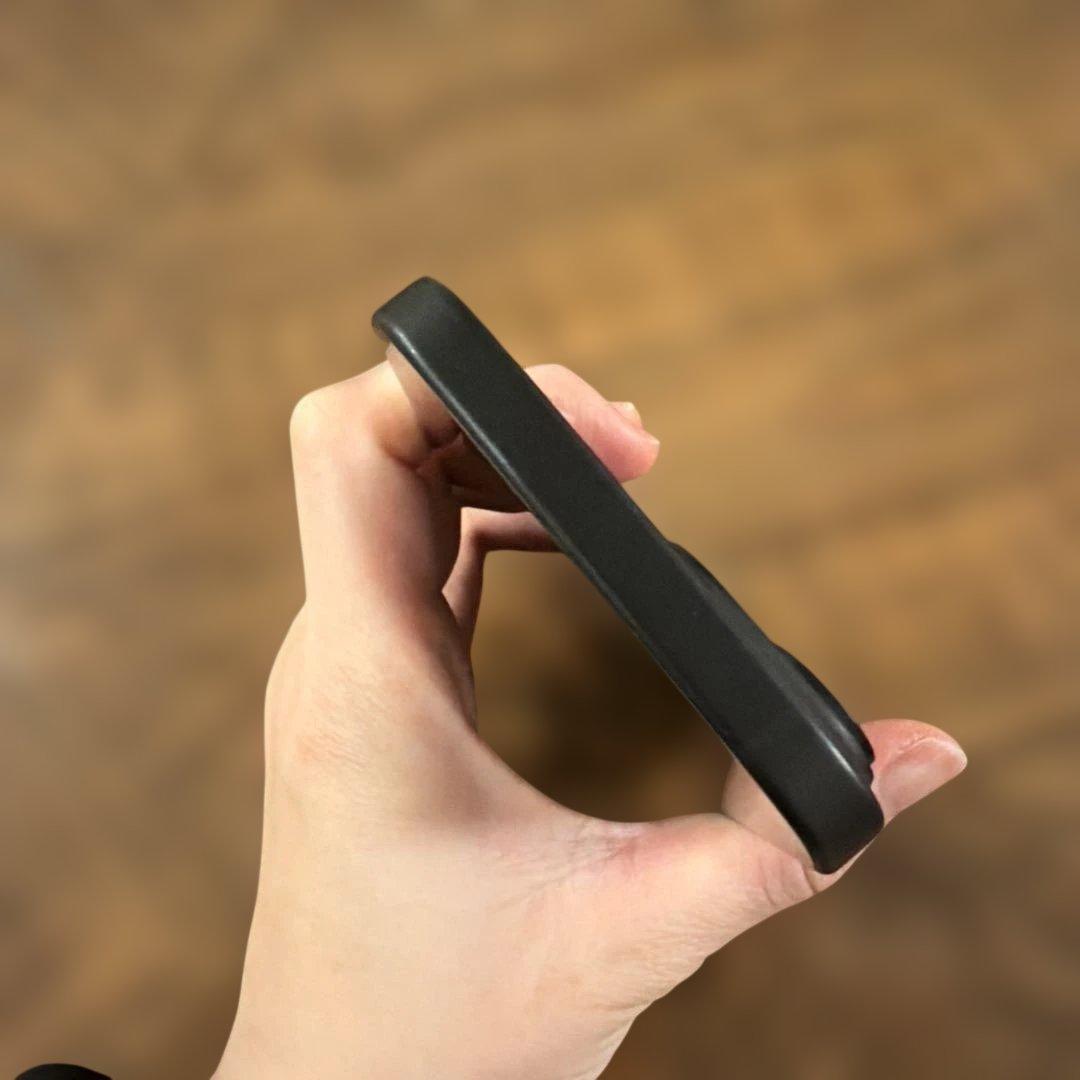 【美品】Apple iPhone 15 ブラック 本体