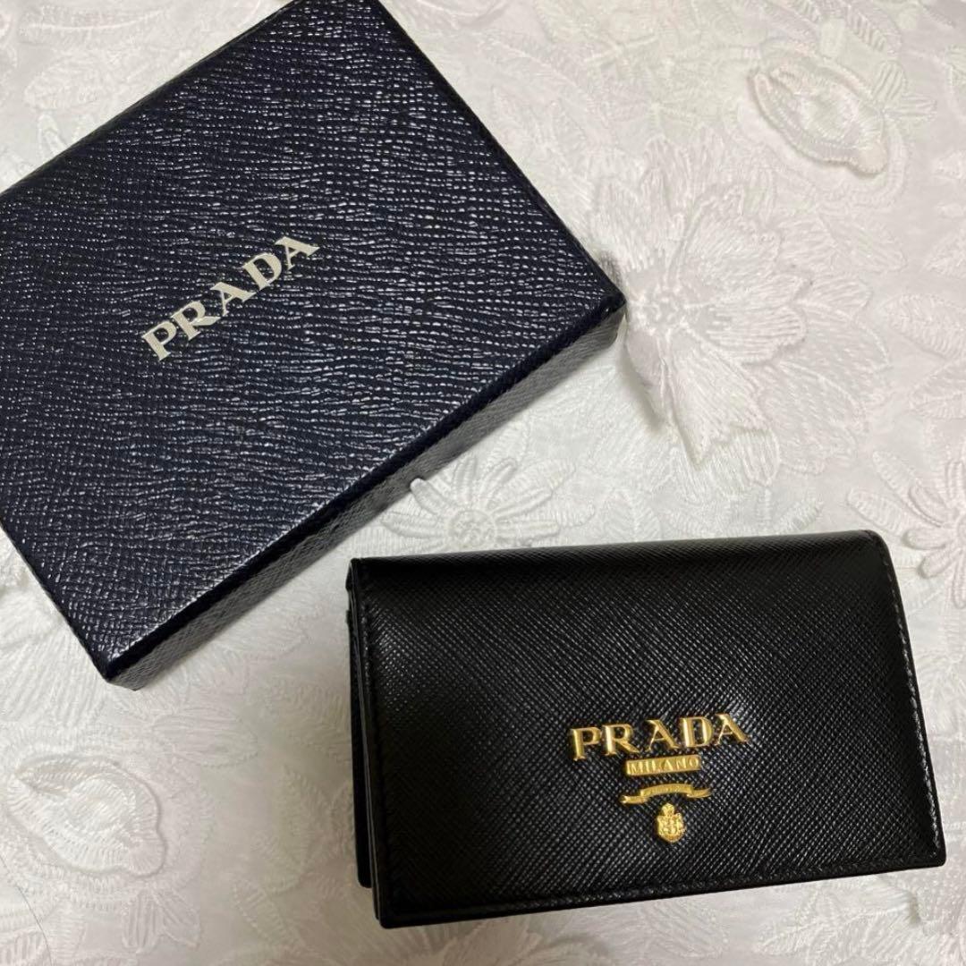 PRADA サフィアーノメタル 名刺入れ ブラック