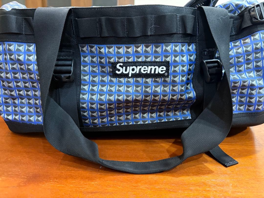いそ！Supreme NORTH FACE ダッフルバッグ バックパック