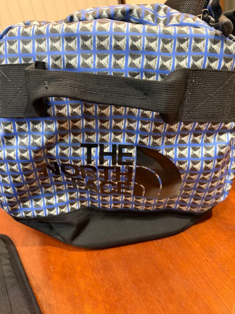 いそ！Supreme NORTH FACE ダッフルバッグ バックパック
