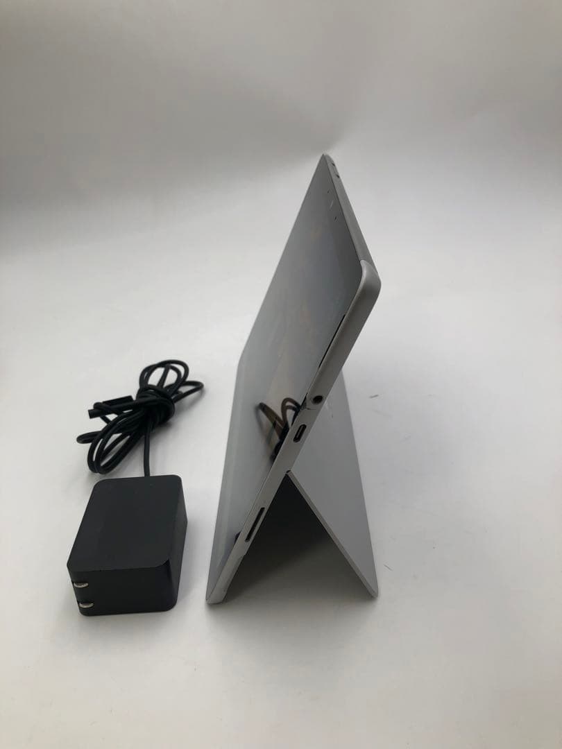 Surface Go 2 LTE 対応 CUPCore m3-8100y