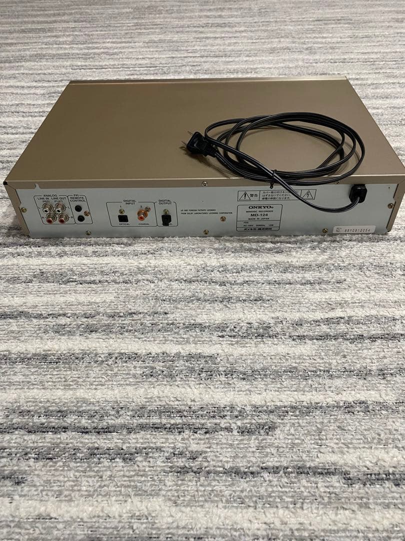 ONKYOオンキョー　MDデッキ　MD-124