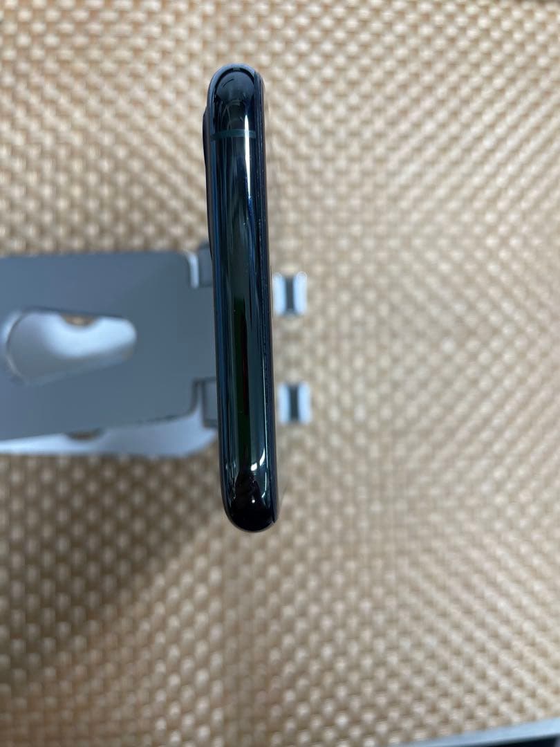 iPhone 11 Pro 512 GB ミッドナイトグリーンSIMフリー
