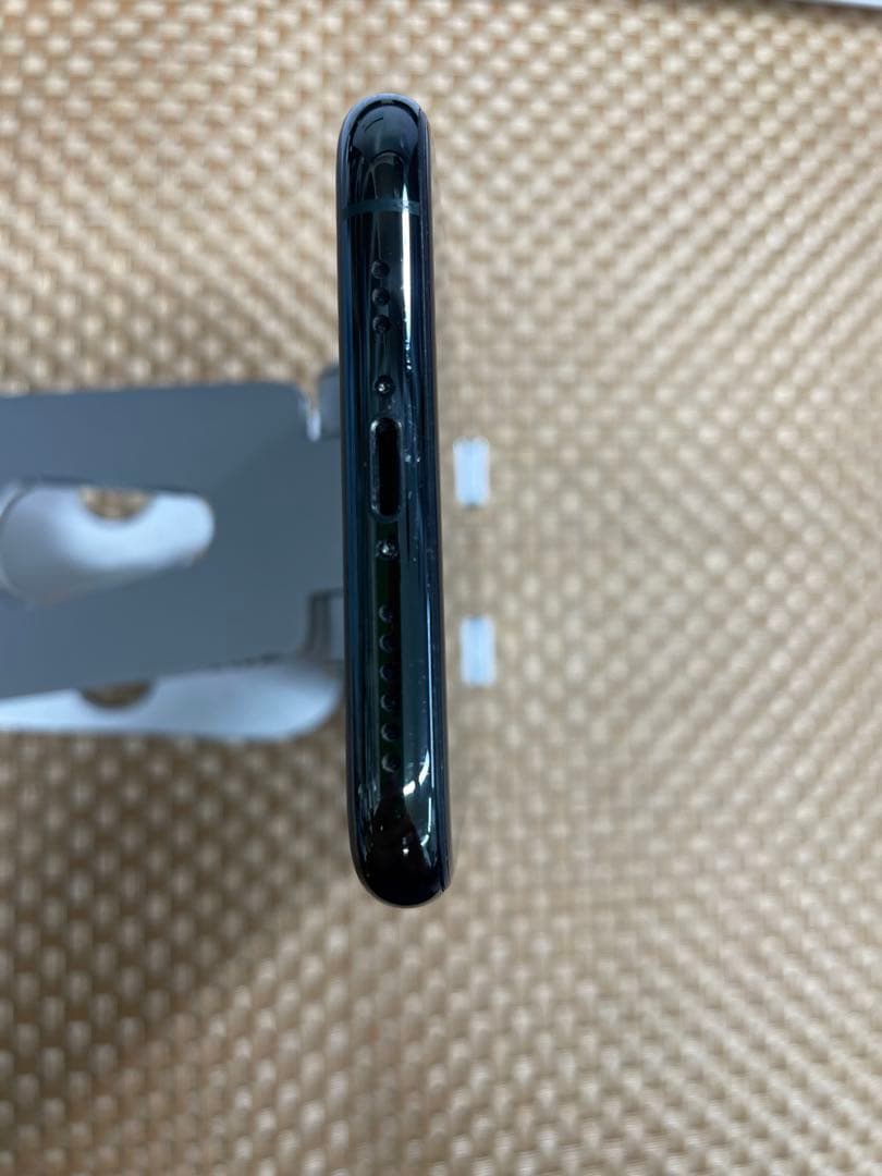 iPhone 11 Pro 512 GB ミッドナイトグリーンSIMフリー