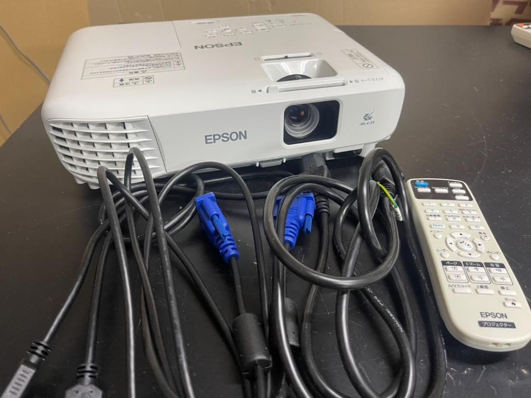 ランプ時間0時間!! EPSON EB-S05 プロジェクター本体