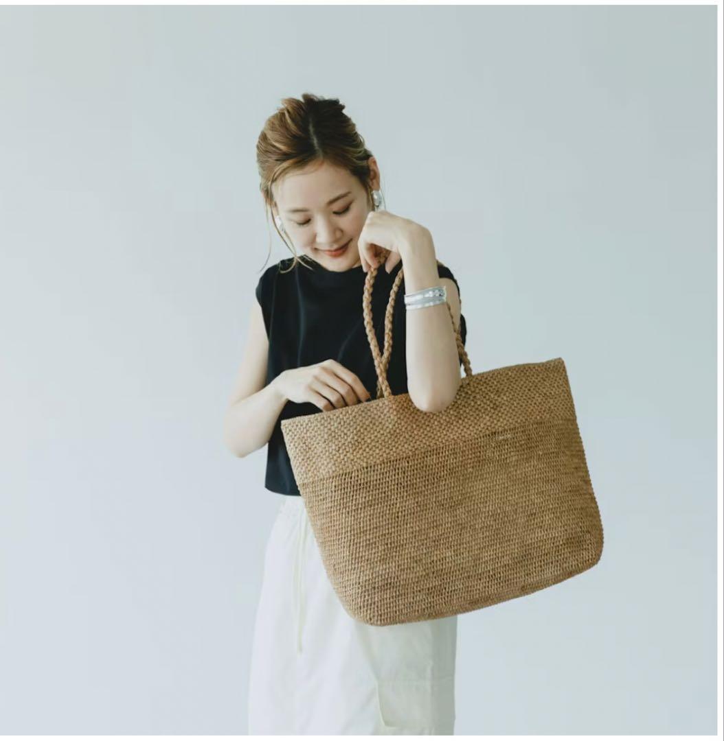 【今季販売終了品】北欧暮らしの道具店　ラフィアのトートバッグ（横長）