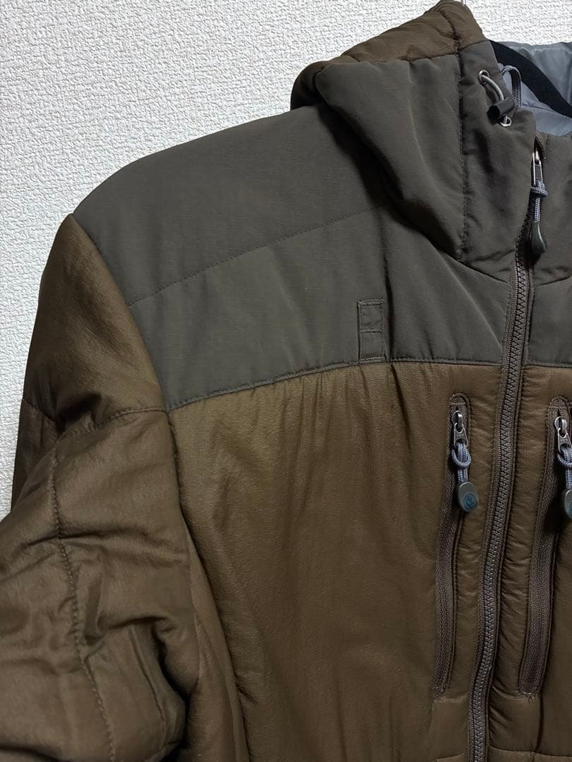 montbell モンベル ダウンジャケット キャスティングパーカー ブラウン