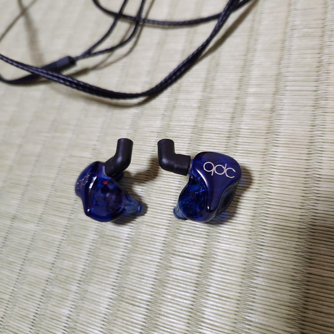 qdc 3sh リケーブル可能イヤホン 青　有線イヤホン