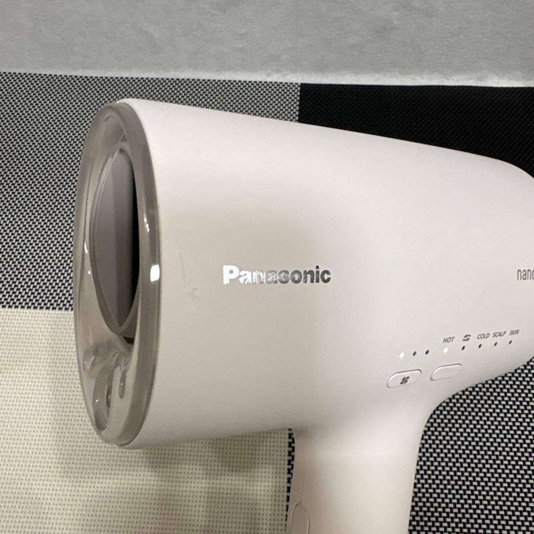 Panasonic EH-NA0J-W ウォームホワイト