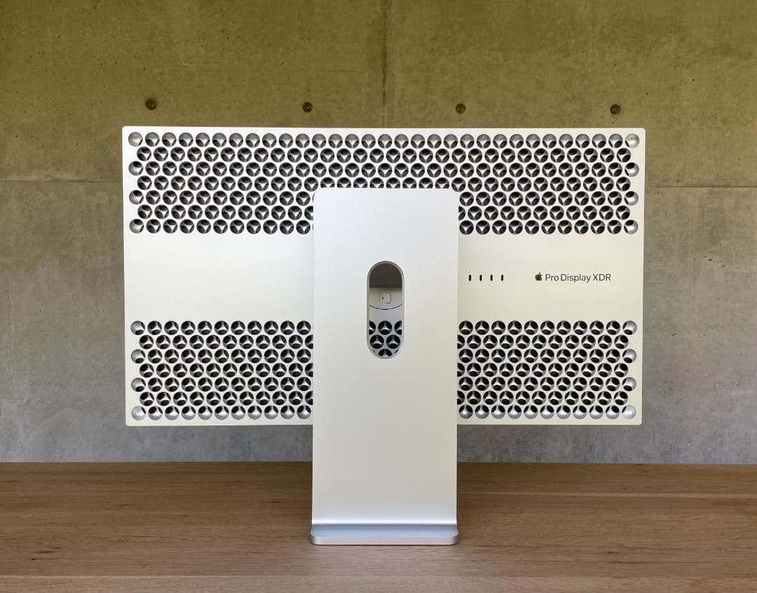 Apple Pro Display XDR ＋ Pro Stand