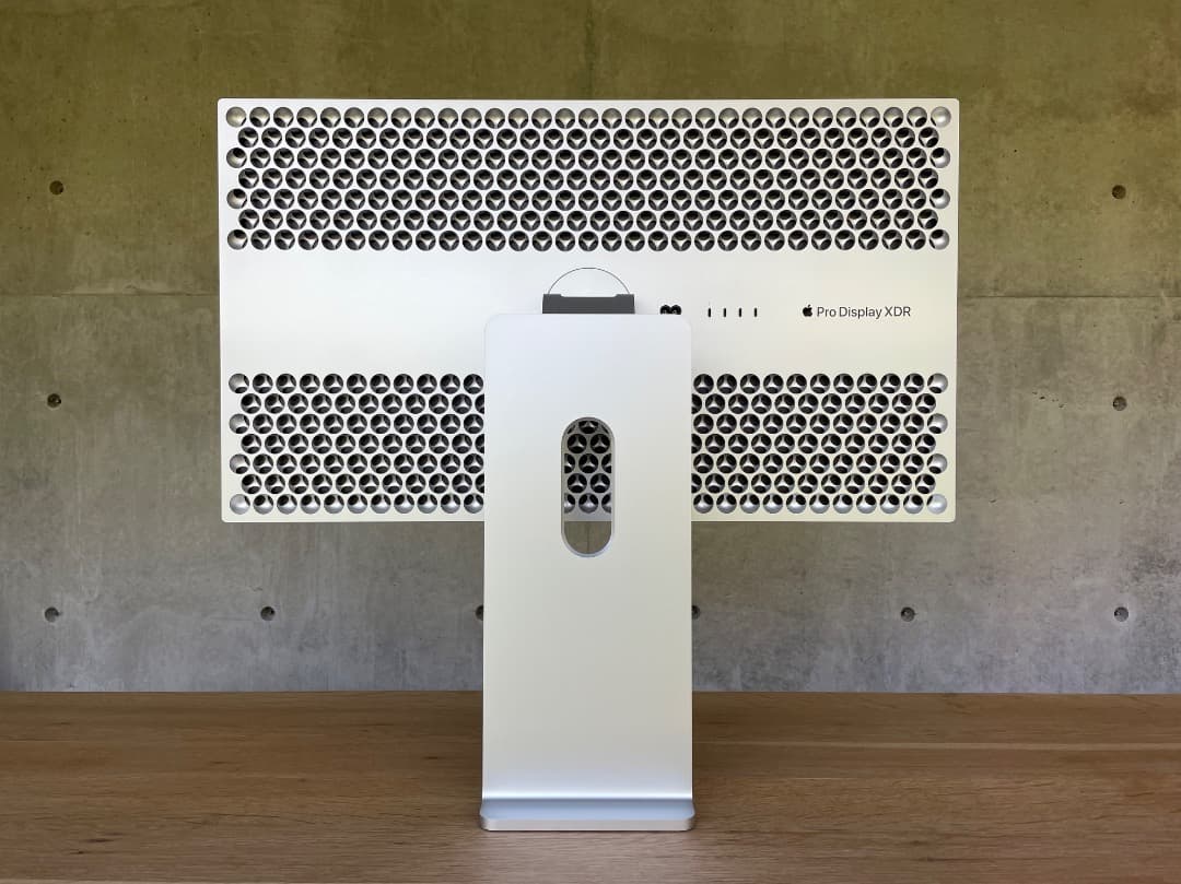 Apple Pro Display XDR ＋ Pro Stand