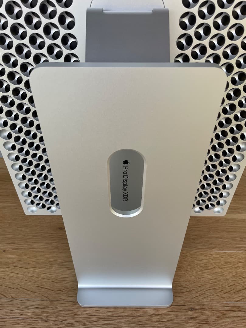 Apple Pro Display XDR ＋ Pro Stand