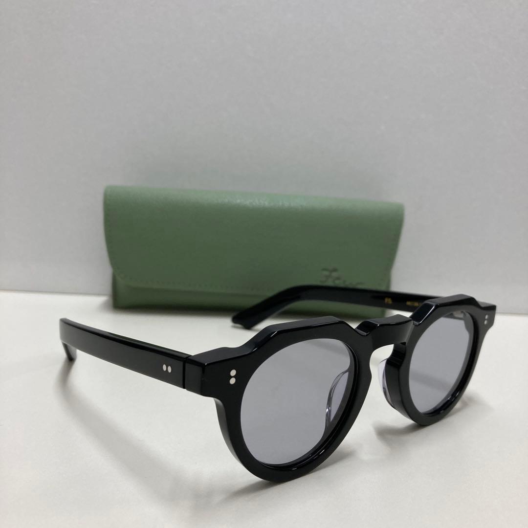 few (f5)のサングラス