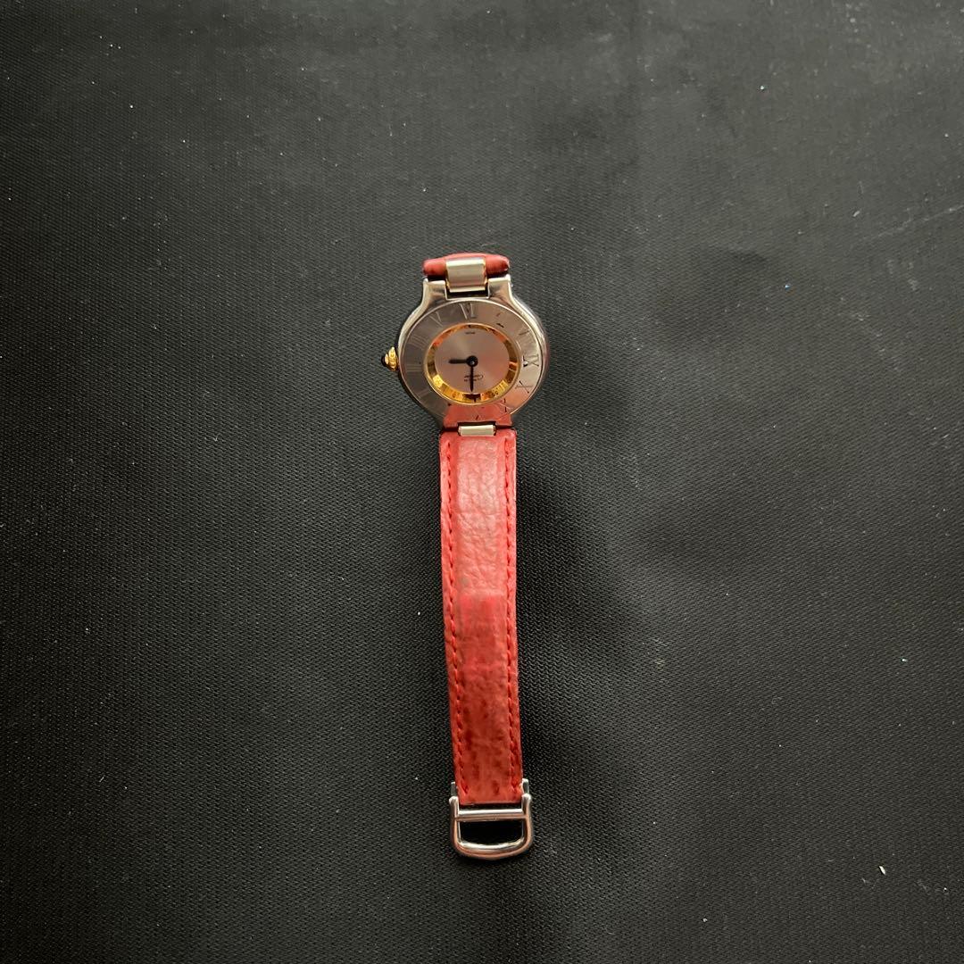 カルティエレディース時計 赤 レザー/電池交換済み