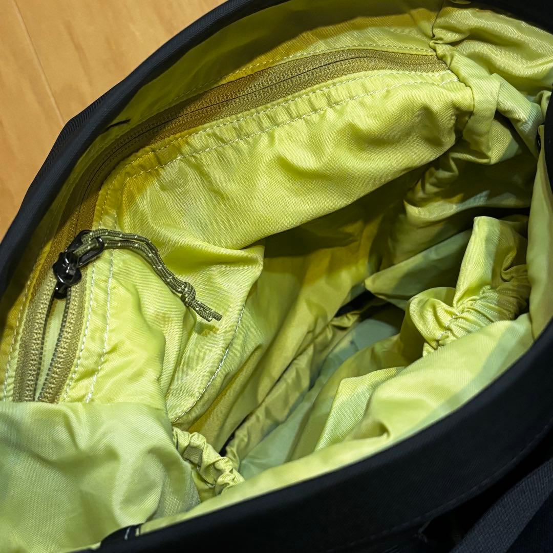 廃盤 ARC'TERYX アークテリクス MISTRAL 8 ブラック×イエロー