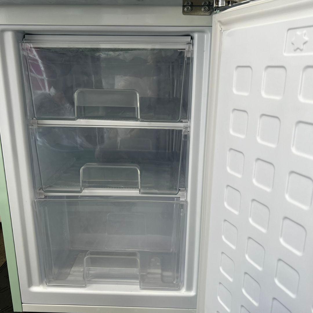 128 冷蔵庫　レトロ　おしゃれ　小型　スリム　可愛い　一人暮らし　設置無料