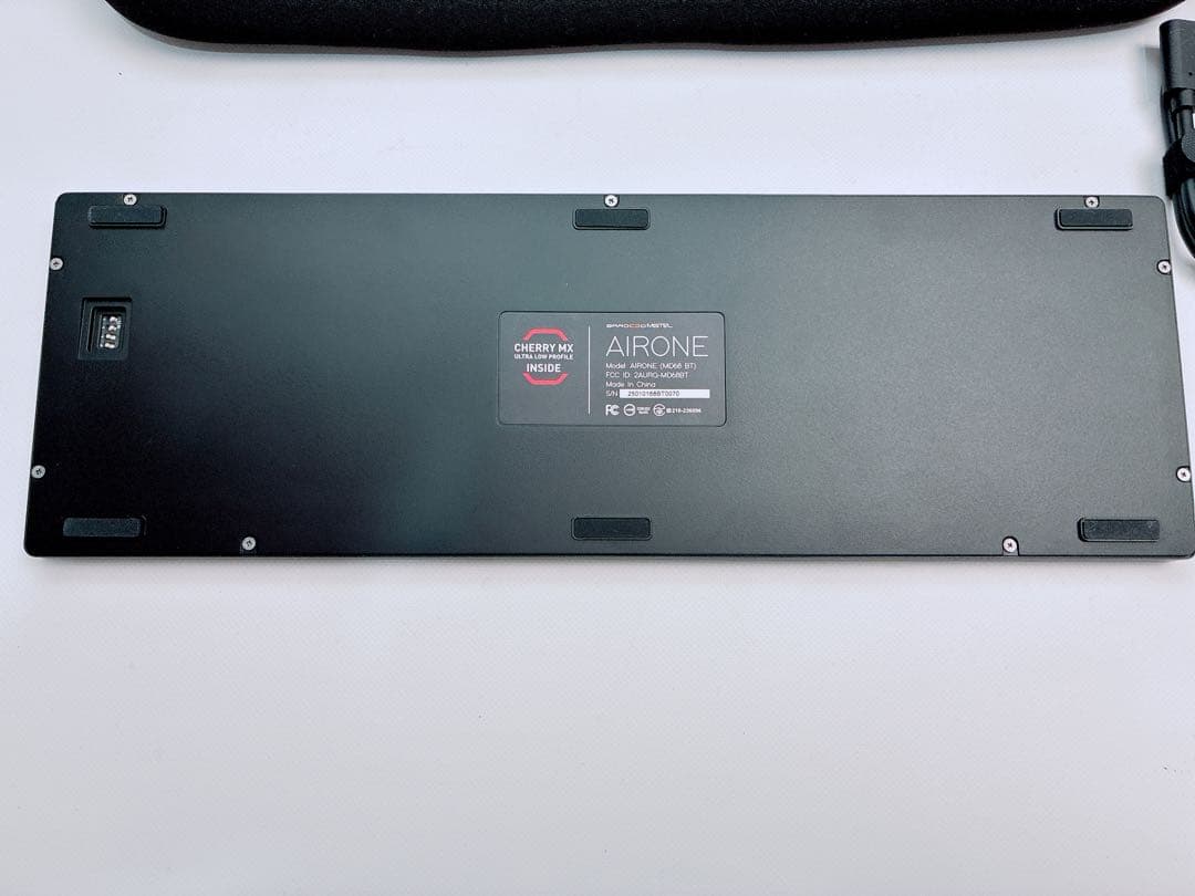 Mistel AIRONE RGB BT US配列 タクタイル