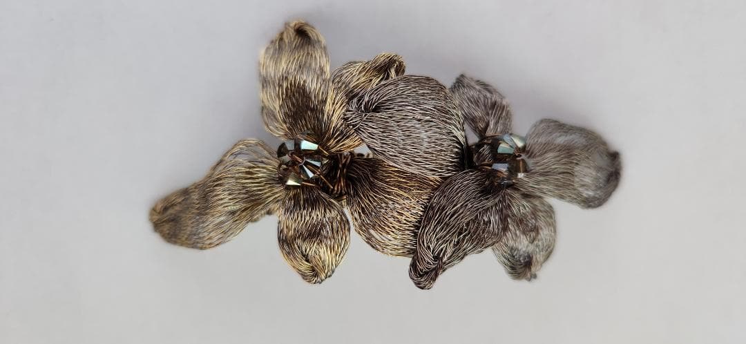 コレットマルーフ ワイヤー花デザインのヘアバレッタ