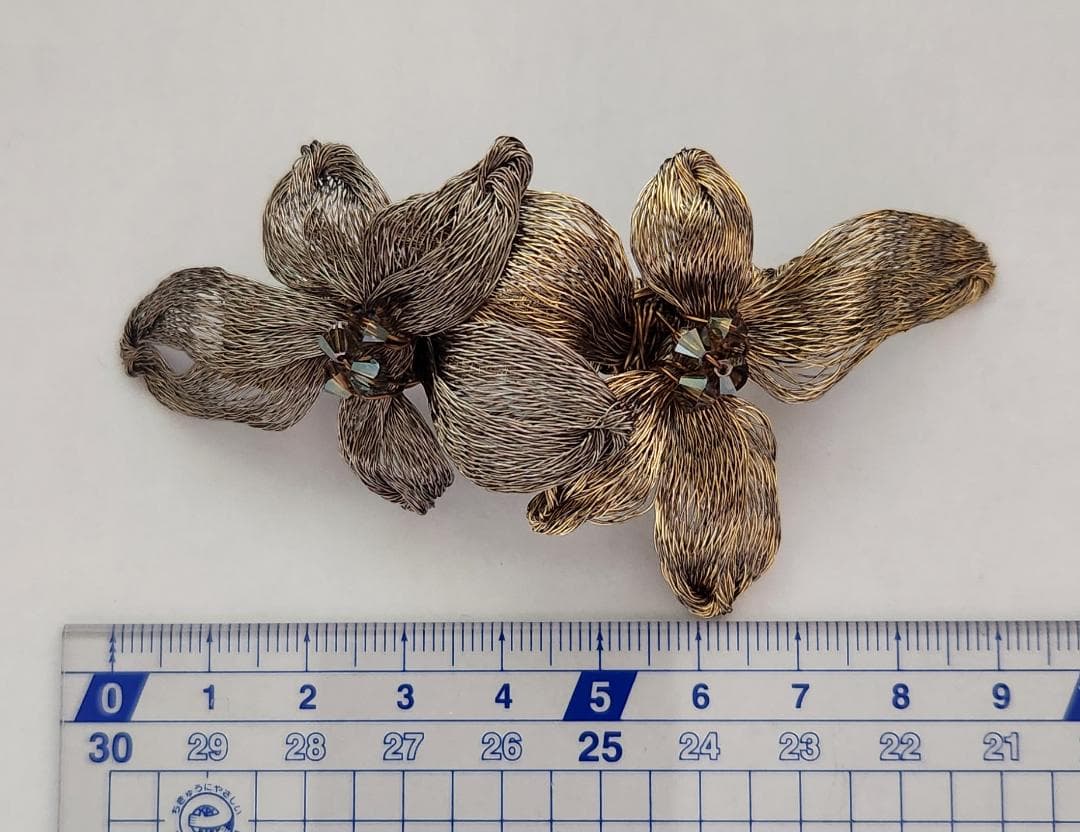 コレットマルーフ ワイヤー花デザインのヘアバレッタ