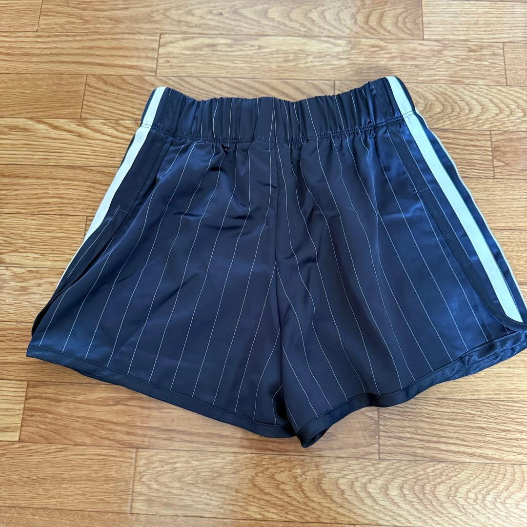 新品 ADIDAS sporty&rich ショーツ ネイビー XS