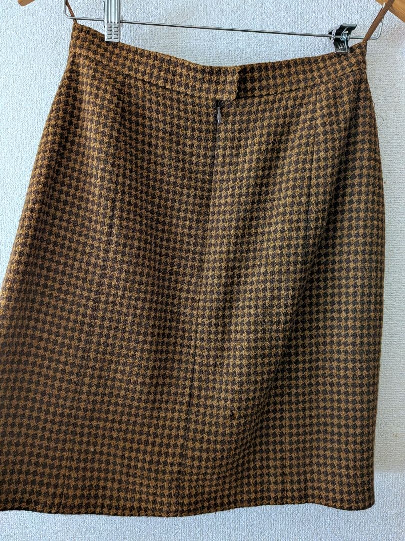 CHANEL【最終値下げ】美品　ツイードベルト付きジャケット　ココボタン