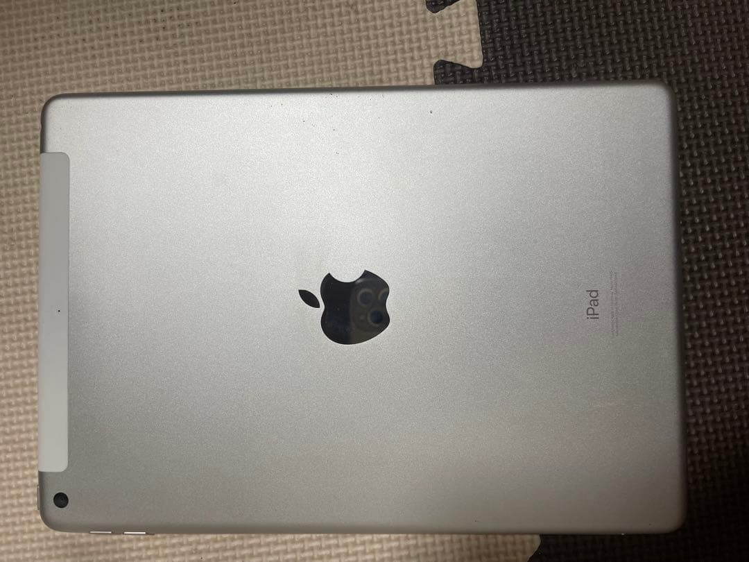 iPad 第８世代32GB
