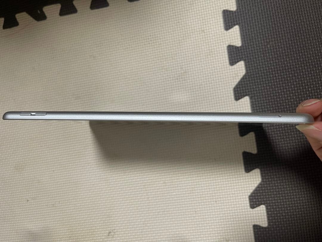 iPad 第８世代32GB