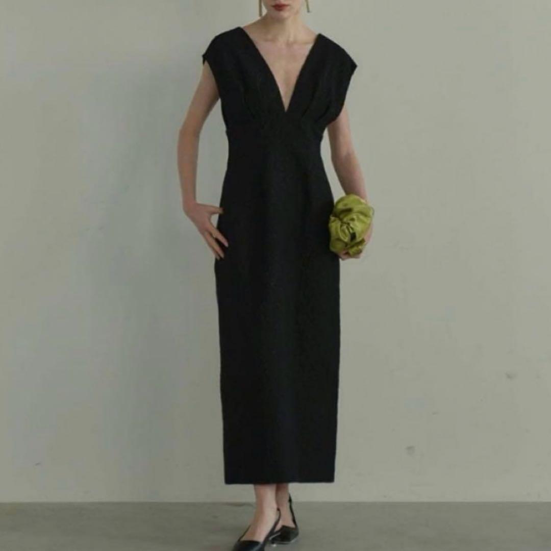 【美品】定価1.9万円✨️ANDRESD Vline jacquard dress