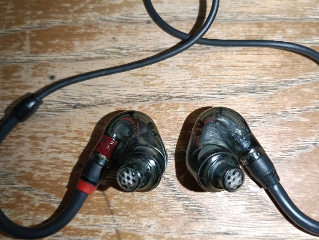 イヤホン SENNHEISER IE 400 PRO SMOKY BLACK