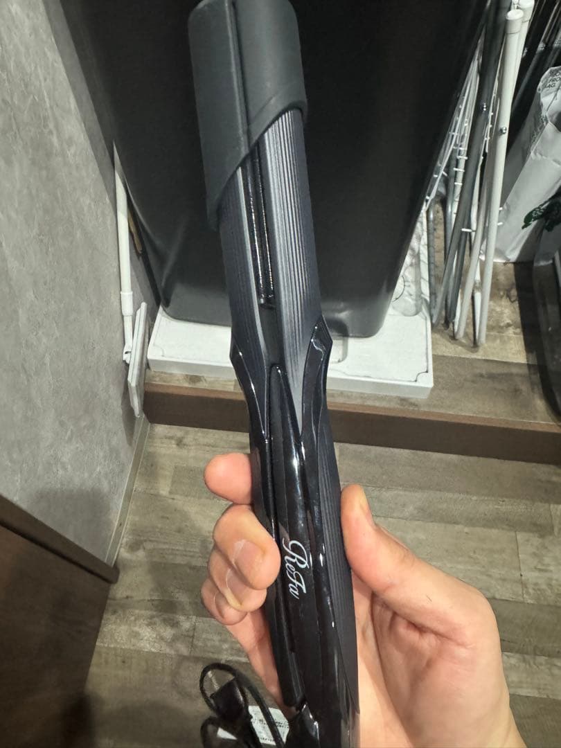 や*ー様 リファ　ストレートヘアアイロン ブラック