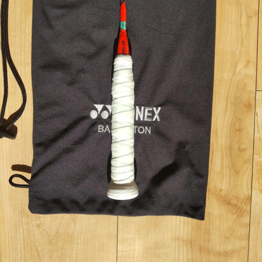 アストロクス77プロ YONEX バドミントンラケット 専用ケース付き