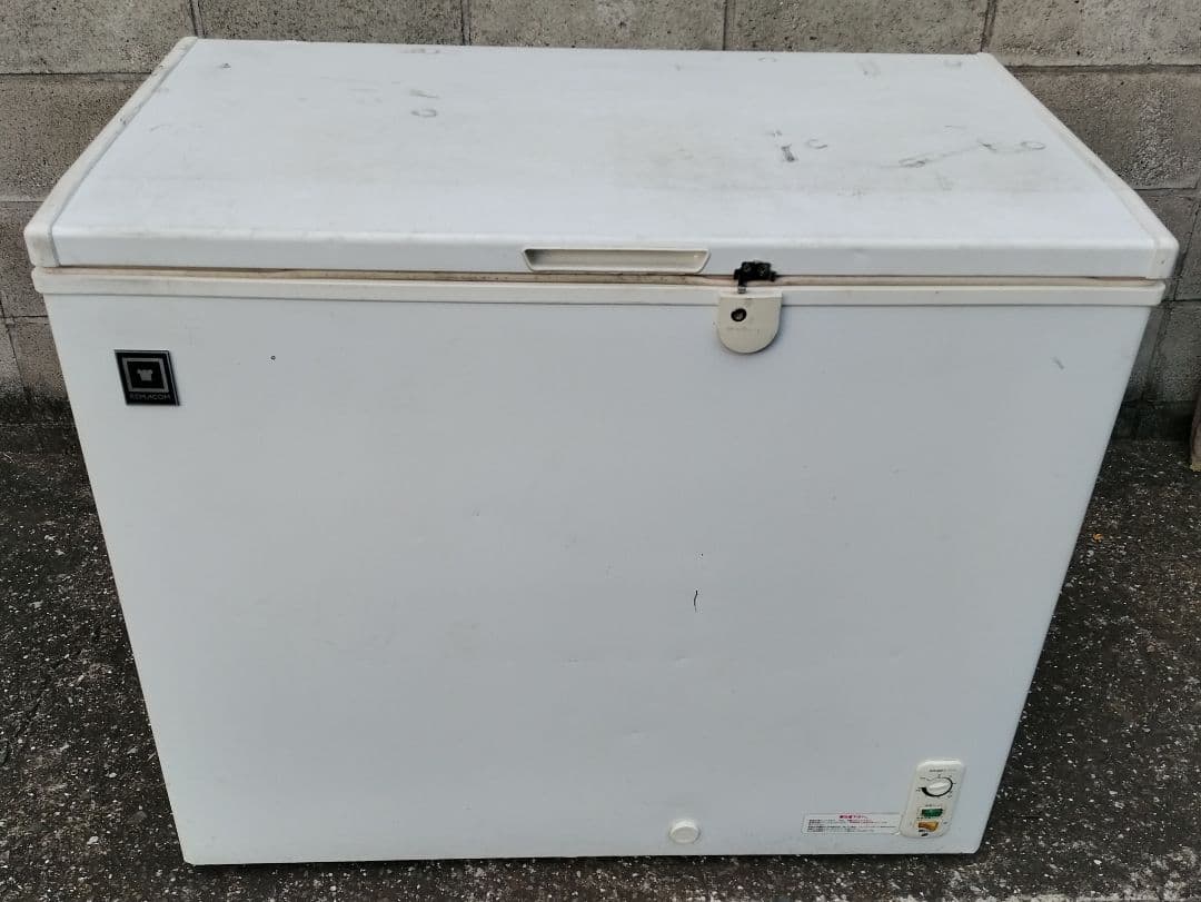 〈送料込♪〉レマコム 210L 冷凍ストッカー