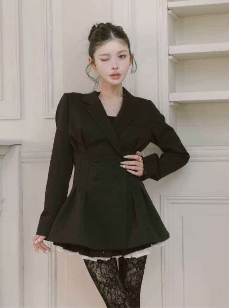 パネルデザインシルエットぺプラムジャケット　ダーリッチ　Darich　新品未使用