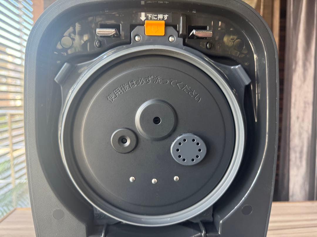 ろこたん未使用品・展示品　NW-FC10 BZ 最安値 高級炊飯器