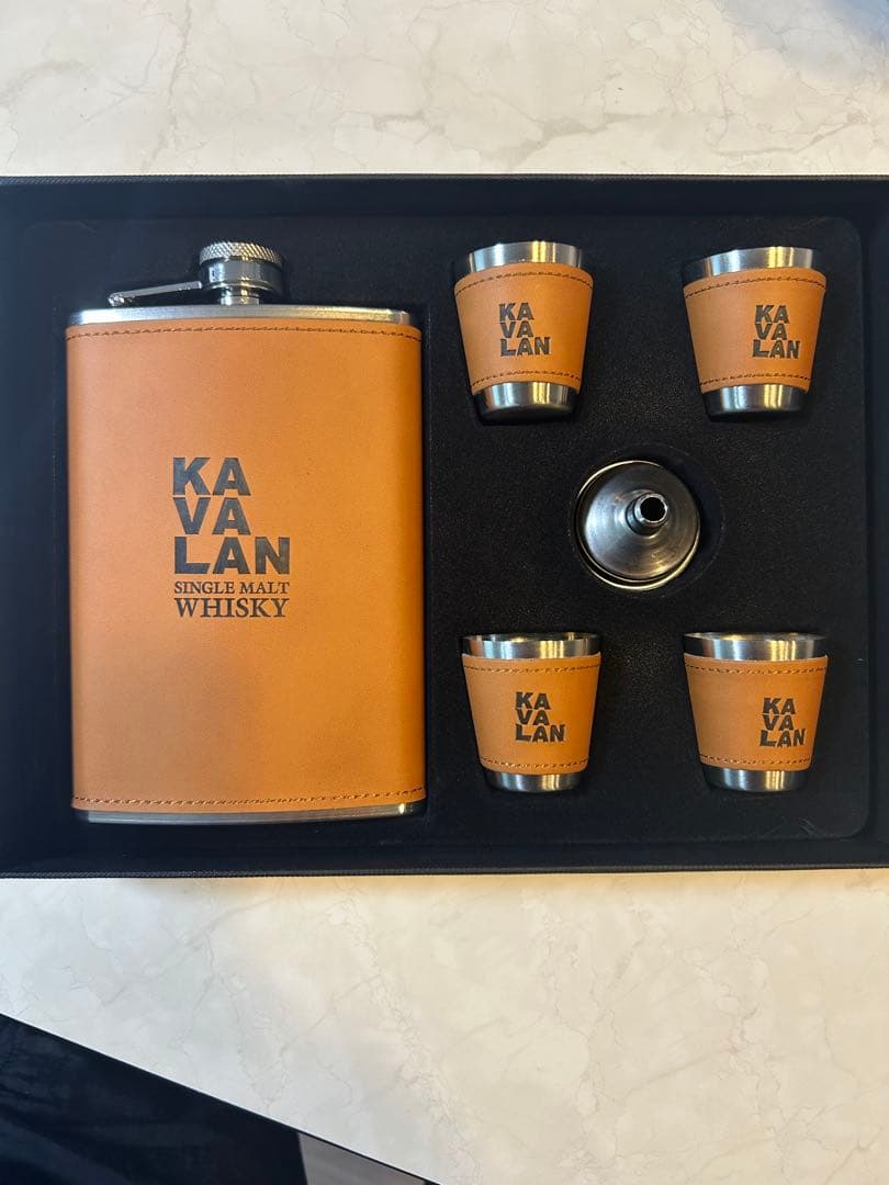 KAVALAN フラスコセット　スキットル　ボトルセット　水筒