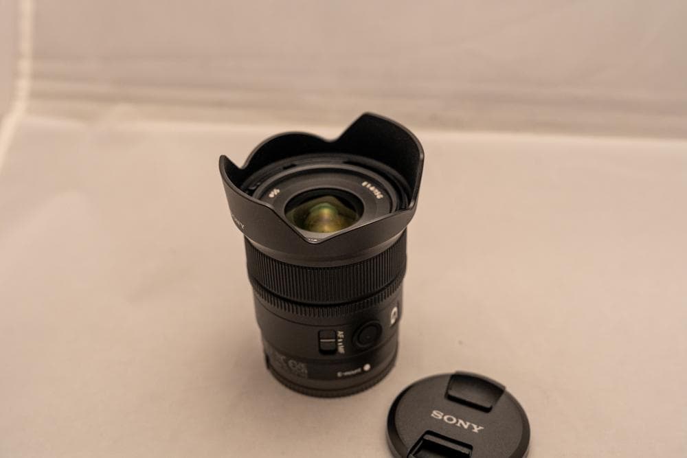 美品 SONY E 15mm F1.4 G SEL15F14G 単焦点レンズ