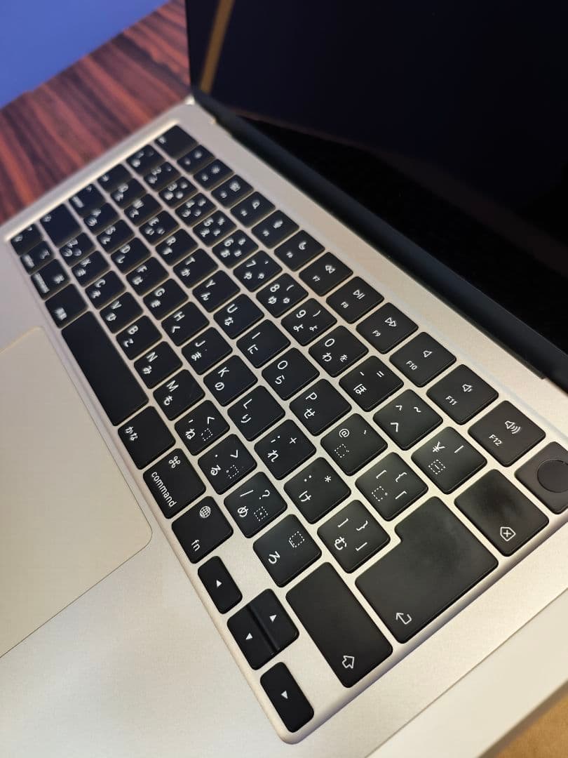 MacBook Air 13.6インチM3 2024年モデル8GB/256GB