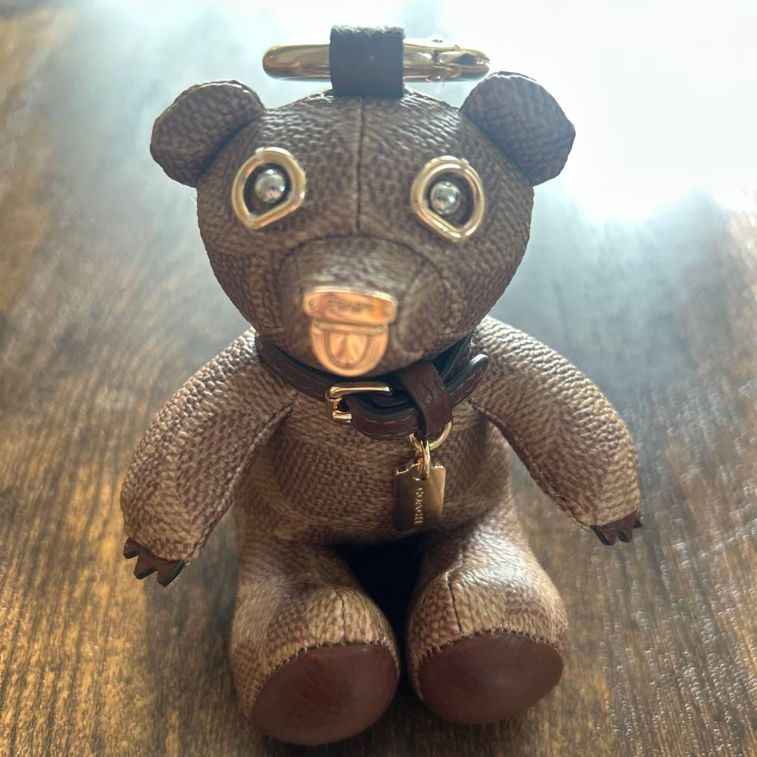 COACH クマ　チャーム