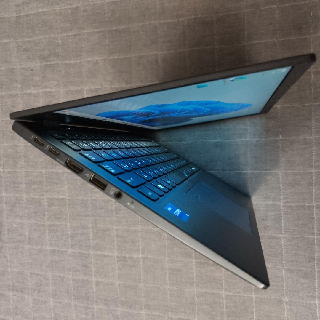 美品 爆速 Dynabook 超軽量 11世代i5 16GB 新品512GB 9