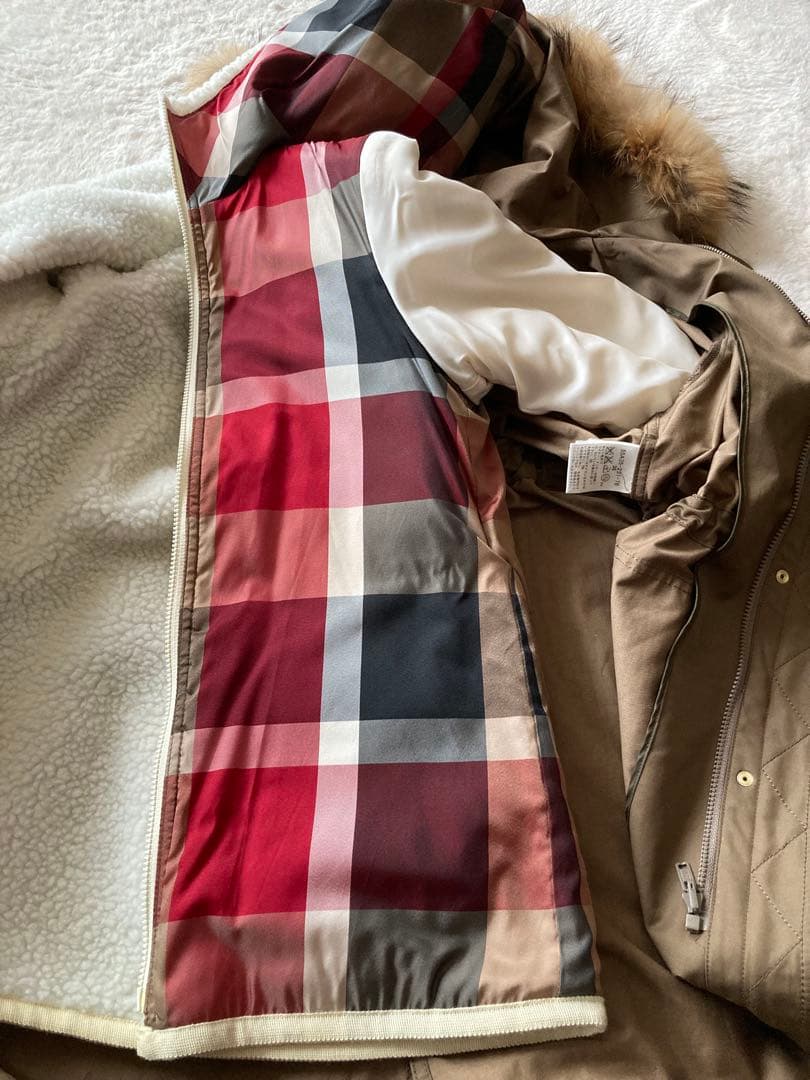 バーバリーブルーレーベルモッズコート フリース裏地 ファー付き