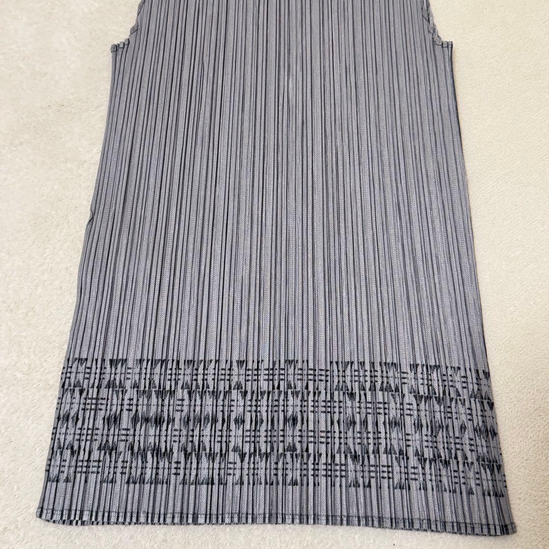 極美品✨PLEATS PLEASE 変形　カットワーク　グレー　チュニック