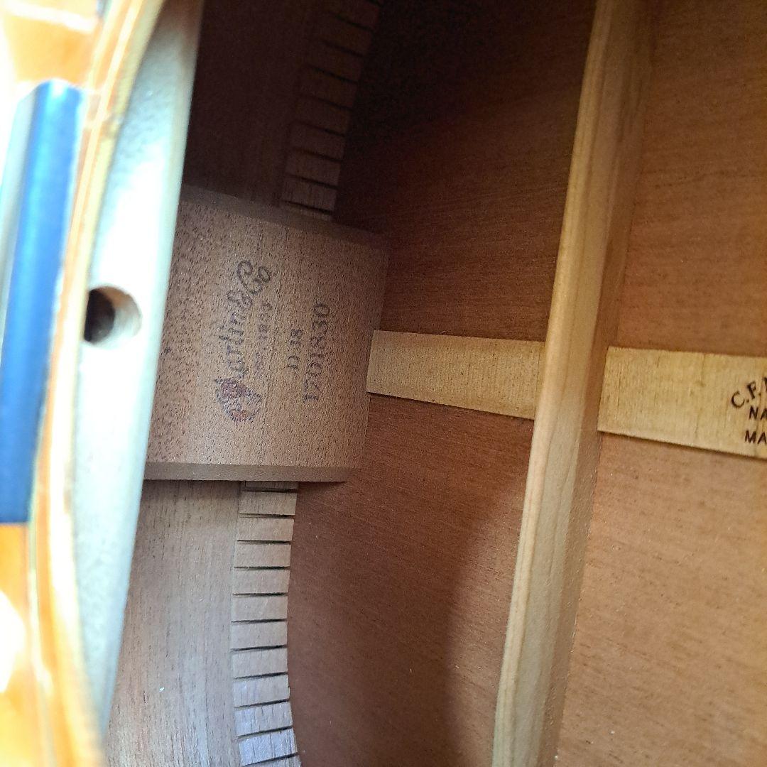 Martin D18 マーティン