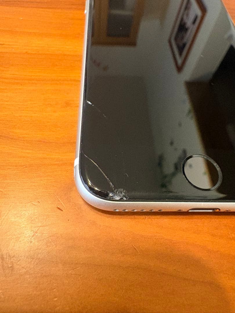 iPhone SE 第2世代 (SE2) ホワイト 64GB SIMフリー