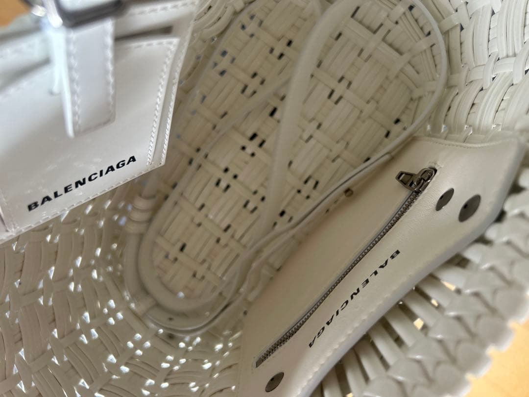 BALENCIAGA バレンシアガ　ビストロXS カゴバッグ　ホワイト