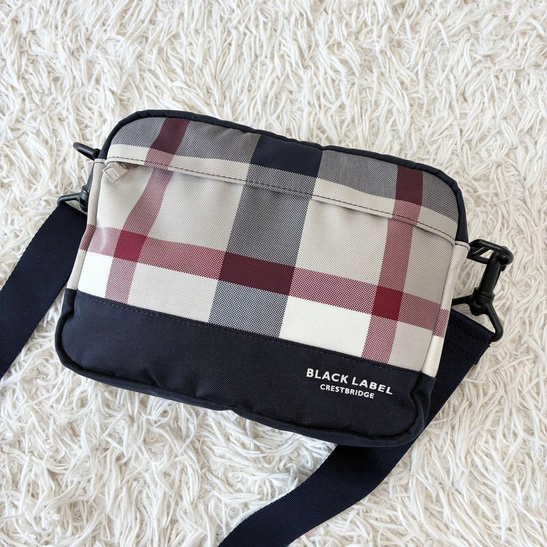 極美品 ブラックレーベルクレストブリッジ ナイロンショルダーバッグ チェック