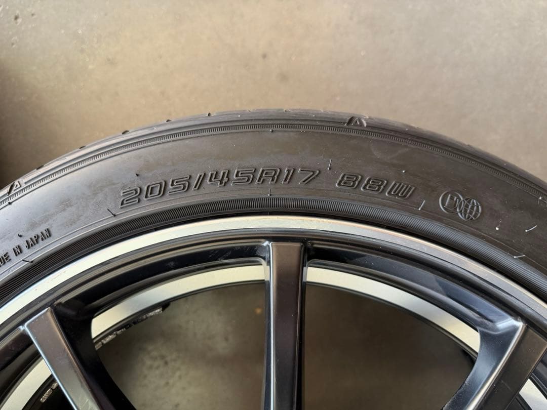 極上品。Advanti VIGOROSO M993 17インチ 100 4穴。