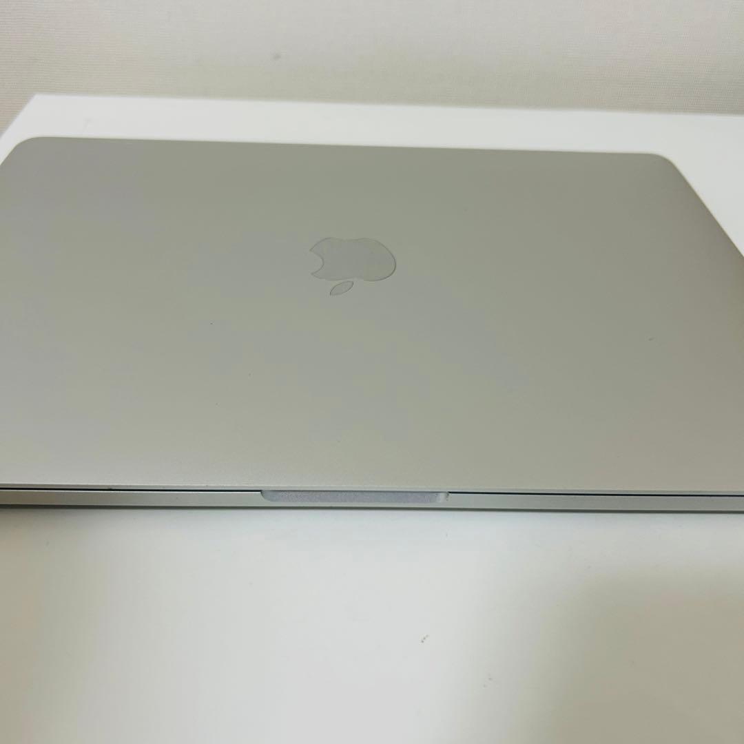 【傷なし】MacBook Pro 13インチ 2018 Touch Bar搭載